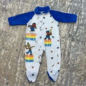 1970s Vintage Sesame Street Bert Ernie Baseball Sleeper Size 0-14 lbs